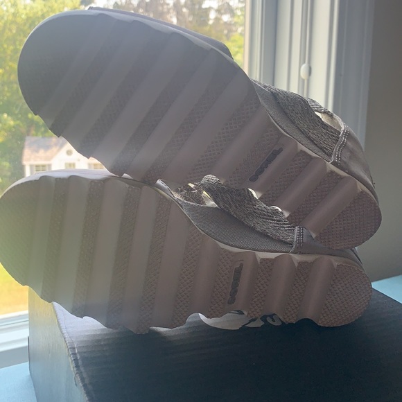 Sorel Joanie Lace kettle - Picture 7 of 8